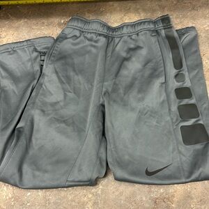 NWOT Nike sweatpants